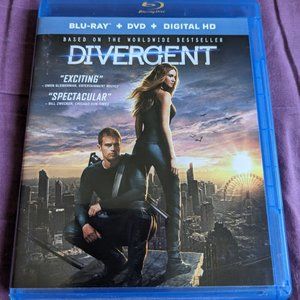 YA Blu-Ray Bundle Divergent and The Hunger Games Catching Fire(open box)